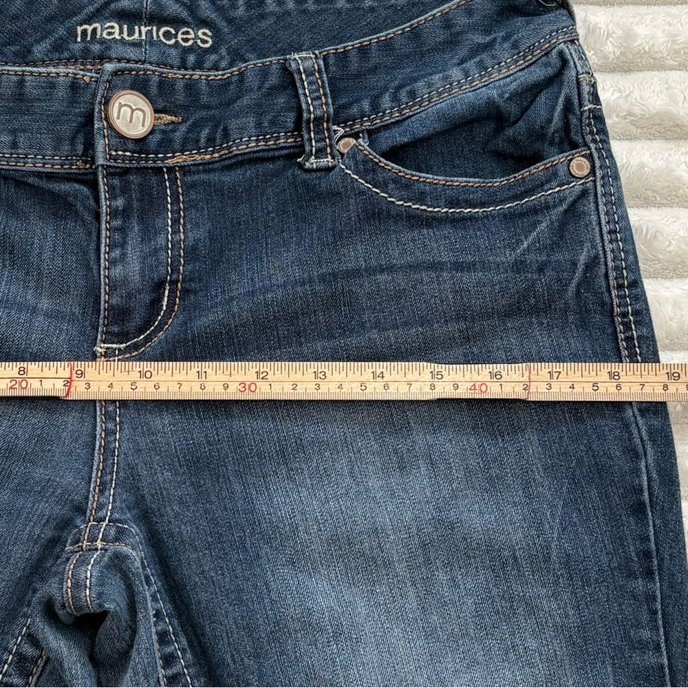 MAURICES Dark Wash Straight Bootcut Jeans Mid Rise Stretch Denim 9/10 Short - Picture 9 of 12